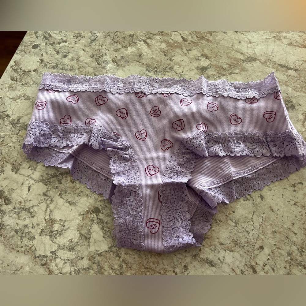 VS PINK Panty Valentines Day Heart Ribbed Cheeky Large NWT